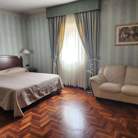 Pretoria Hotel Потенца Екстериор снимка