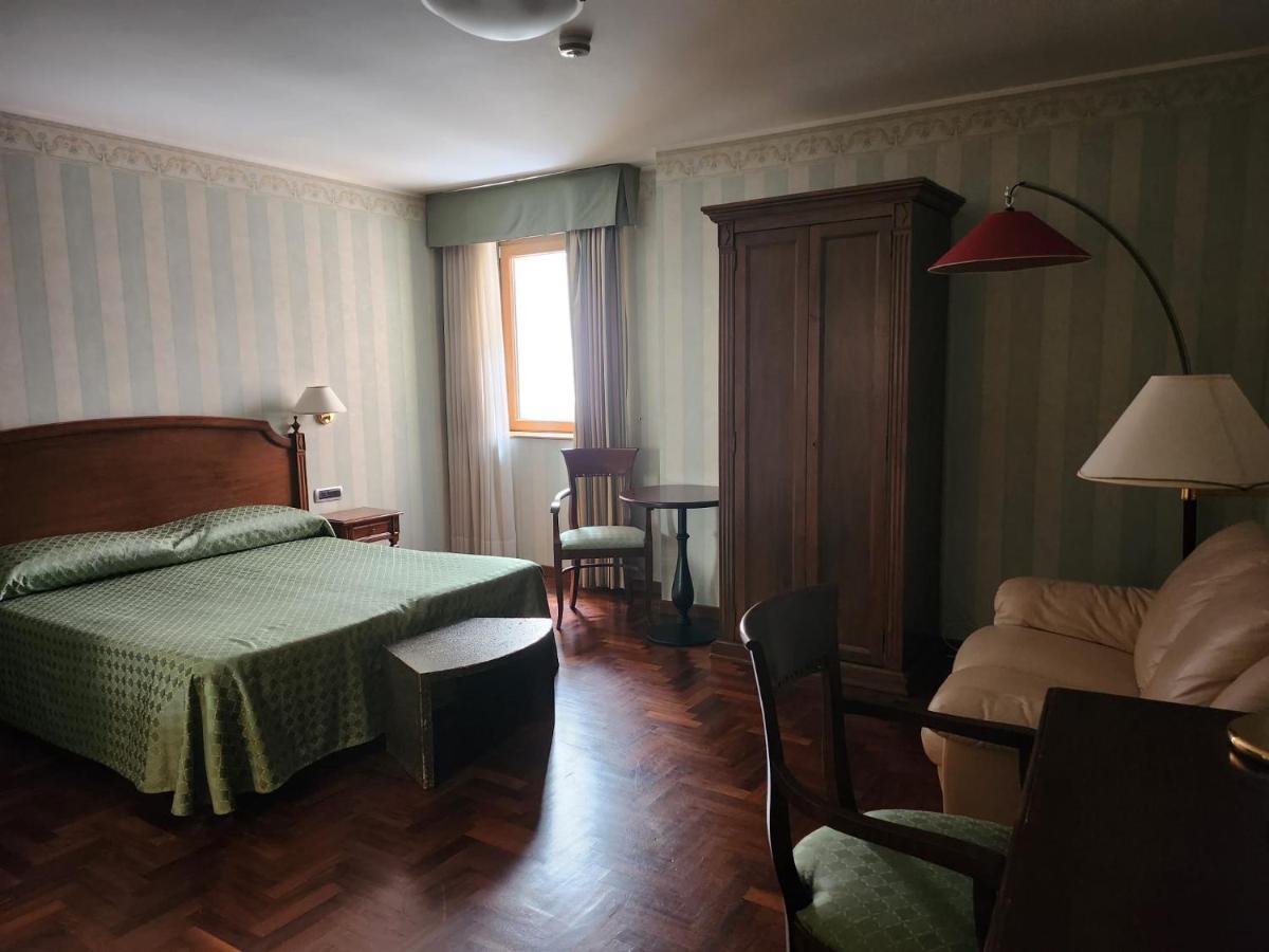 Pretoria Hotel Потенца Екстериор снимка