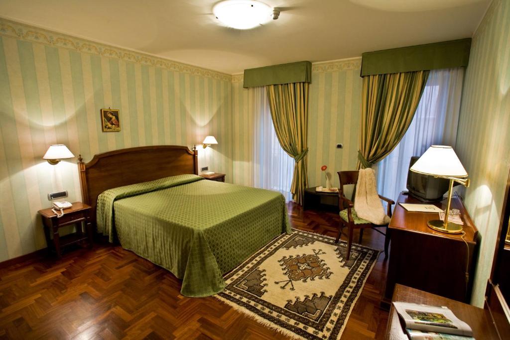 Pretoria Hotel Потенца Екстериор снимка