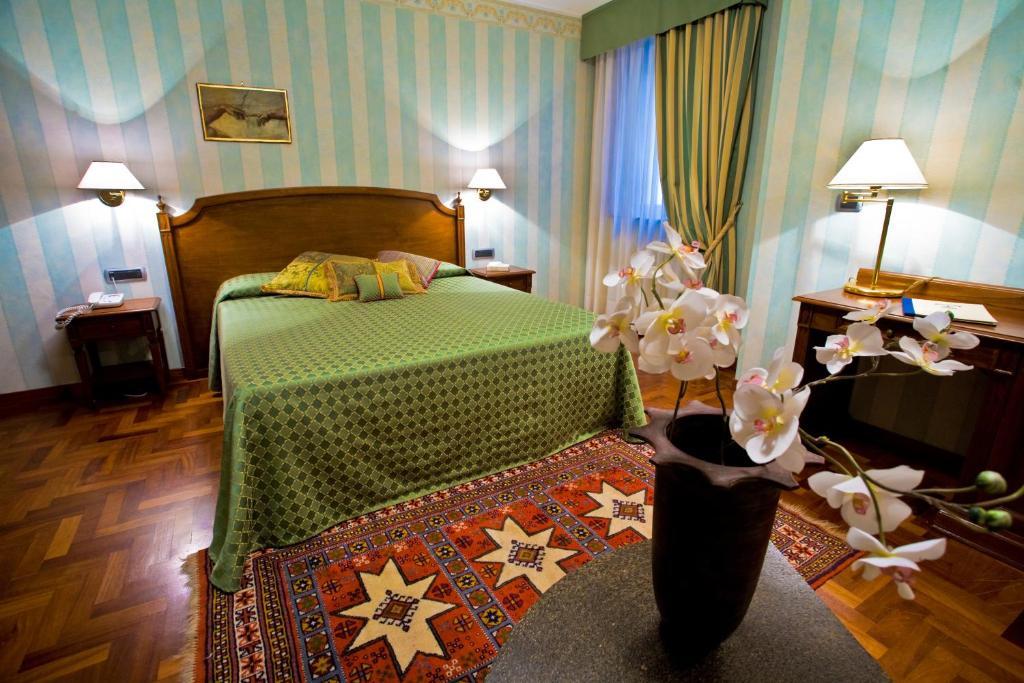 Pretoria Hotel Потенца Екстериор снимка