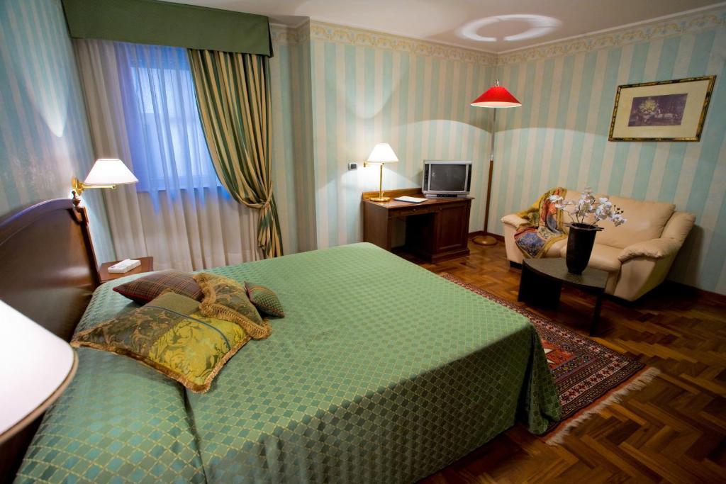 Pretoria Hotel Потенца Екстериор снимка